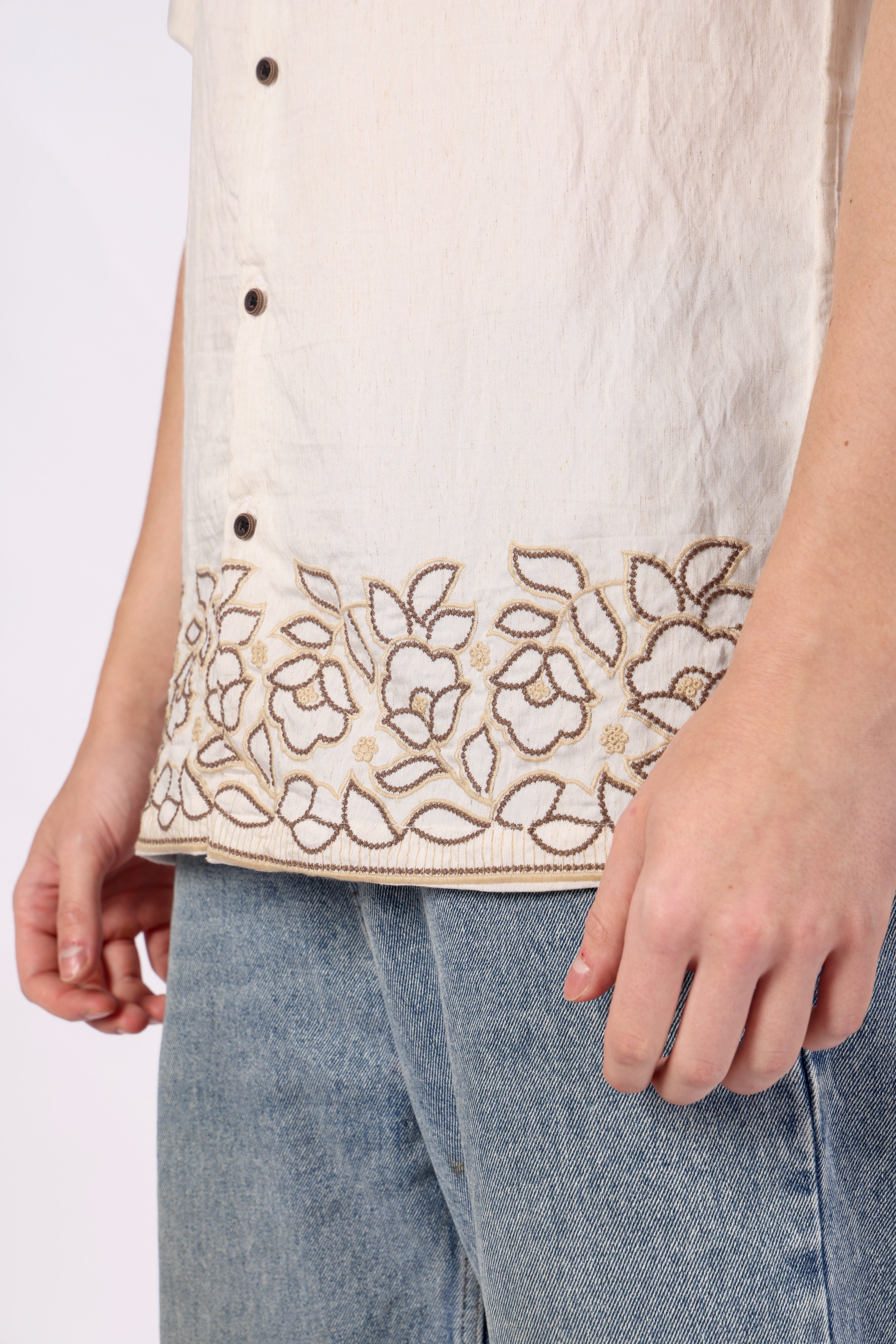 LINEN BLEND FLOWERS EMBROIDERED HALF SLEEVE SHIRT
