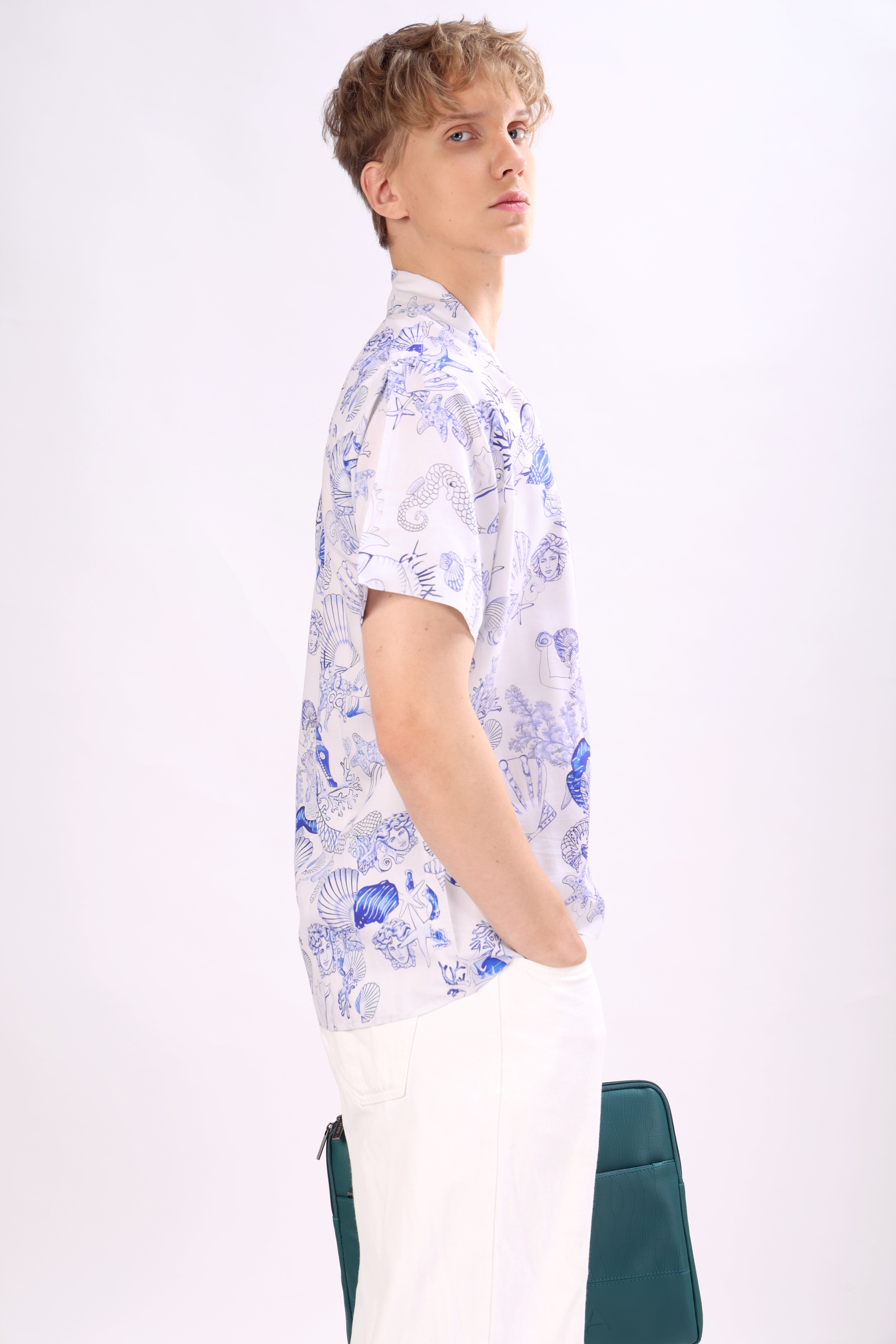 CORAL THEATRE PRINT VISCOSE RESORT SHIRT